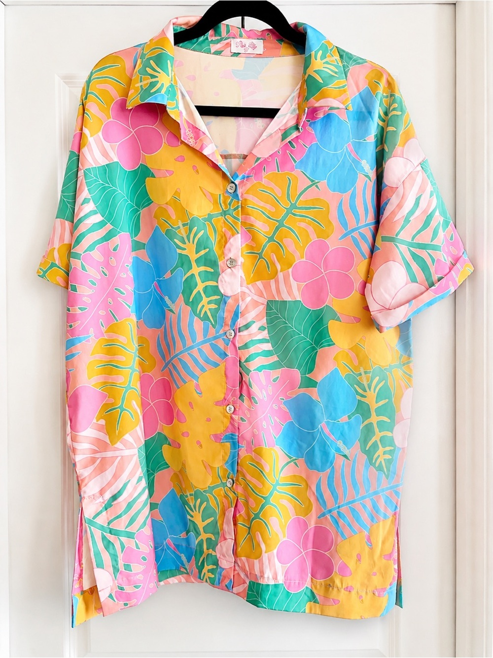 EUC Pink Lily Pink Floral Oversized Button down Shirt Sz S